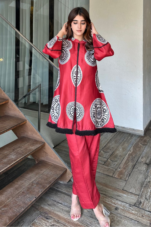 Stunner Red Pakistani Kurta Set