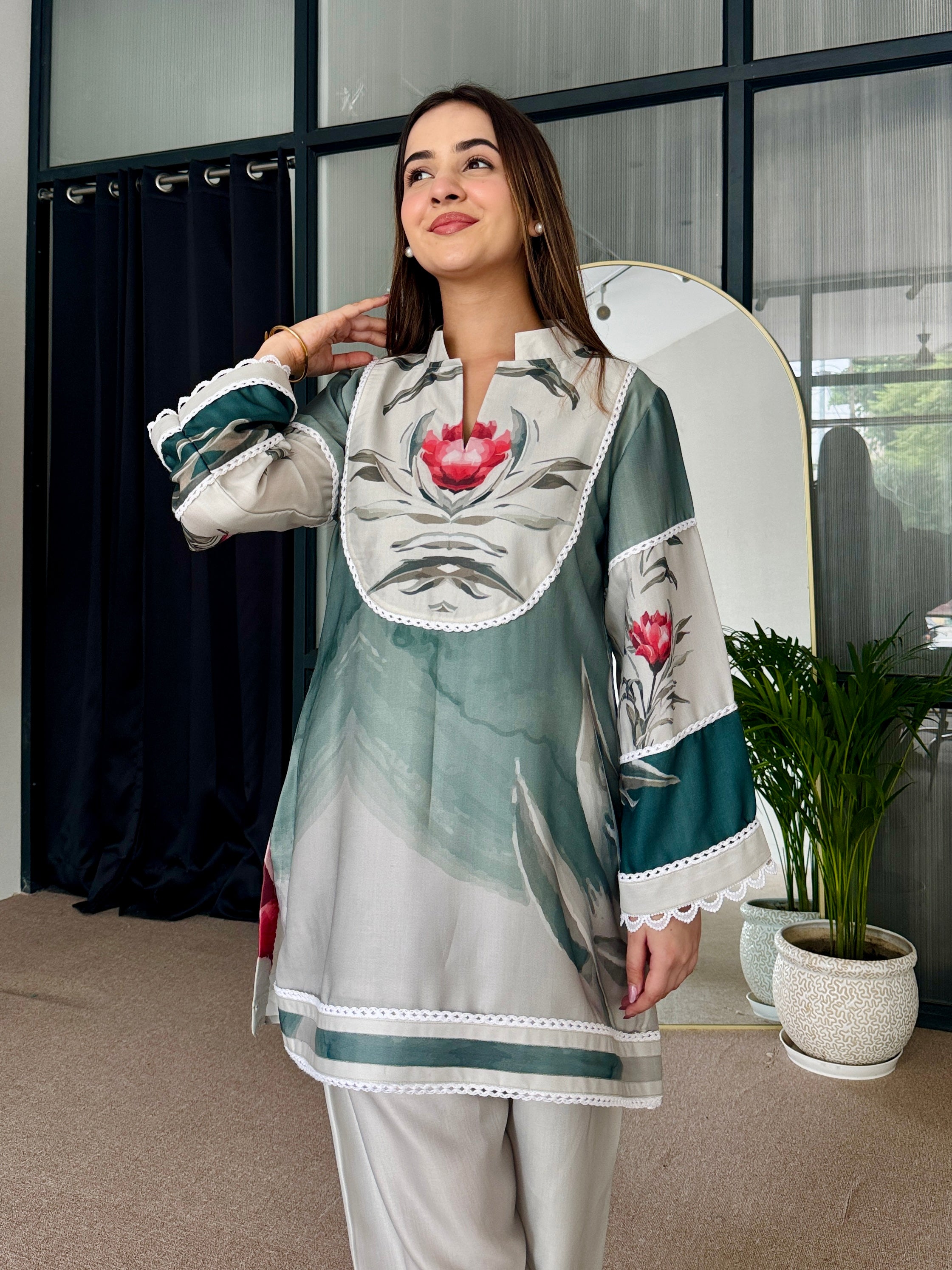 Minted Harmony Pakistani Kurta Set